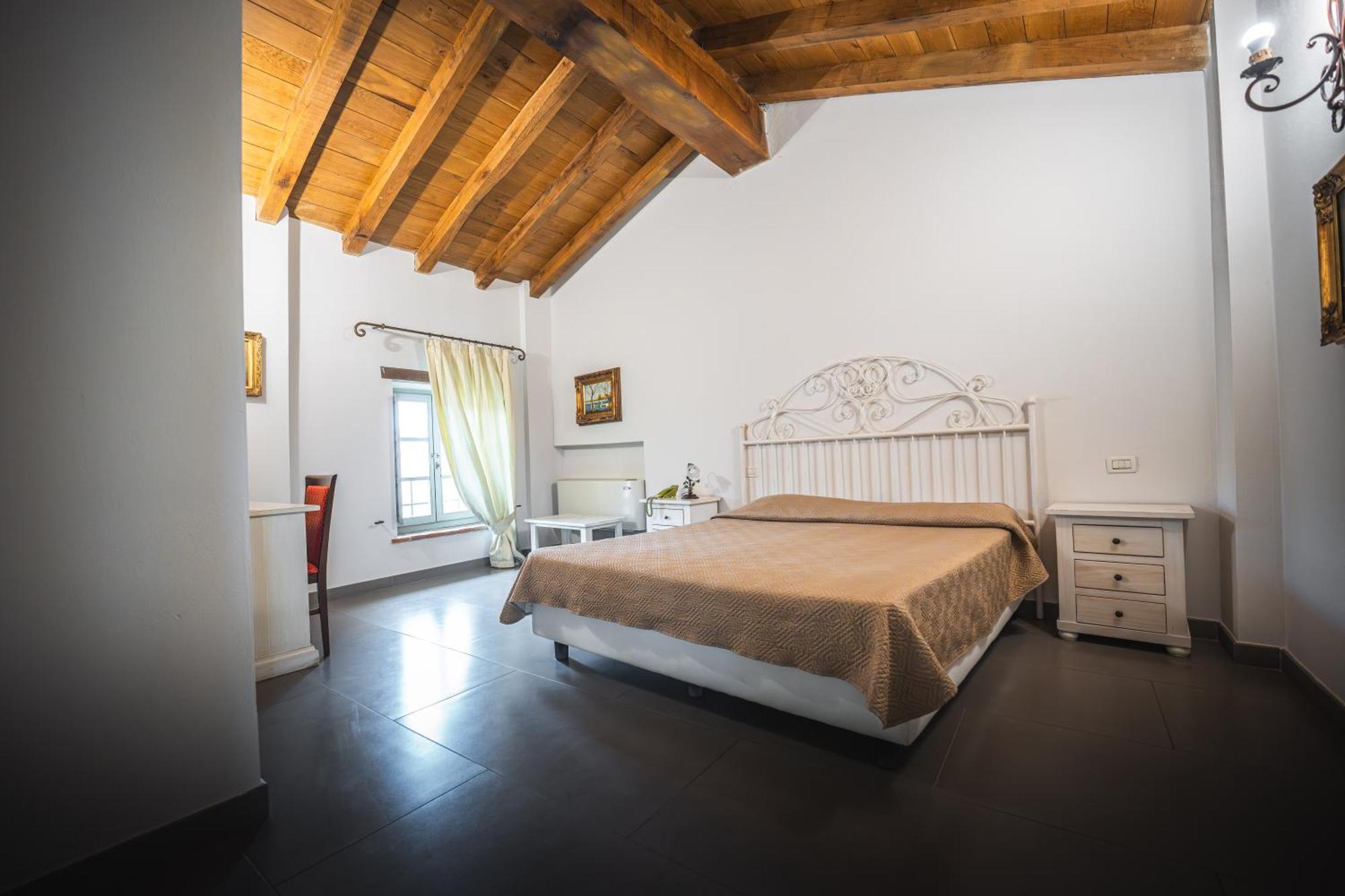 Hotel La Tavola Rotonda Cortemaggiore Номер фото